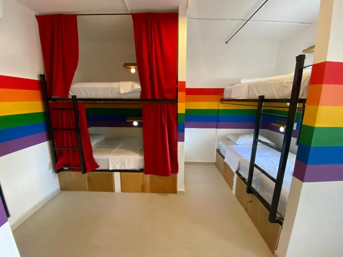 Why Not Rooftop Party Hostel Playa del Carmen Mexiko